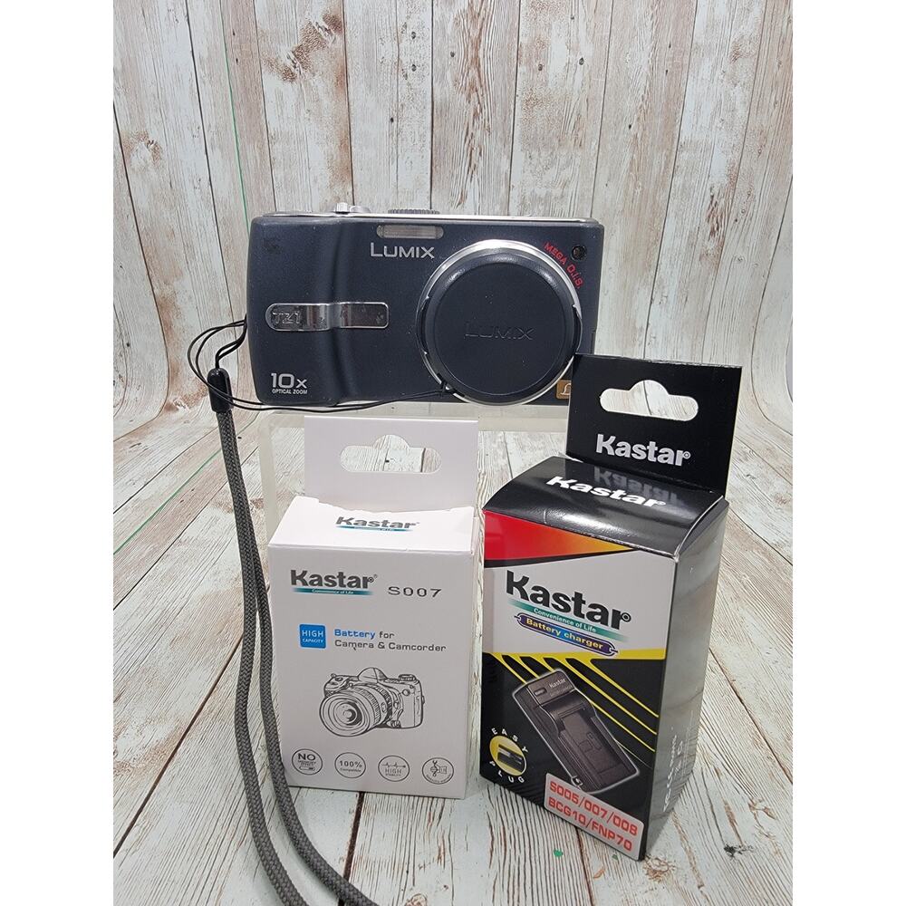 Panasonic LUMIX DMC-TZ1 5.0MP Digital Camera Black Tested W/ Charger & Battery